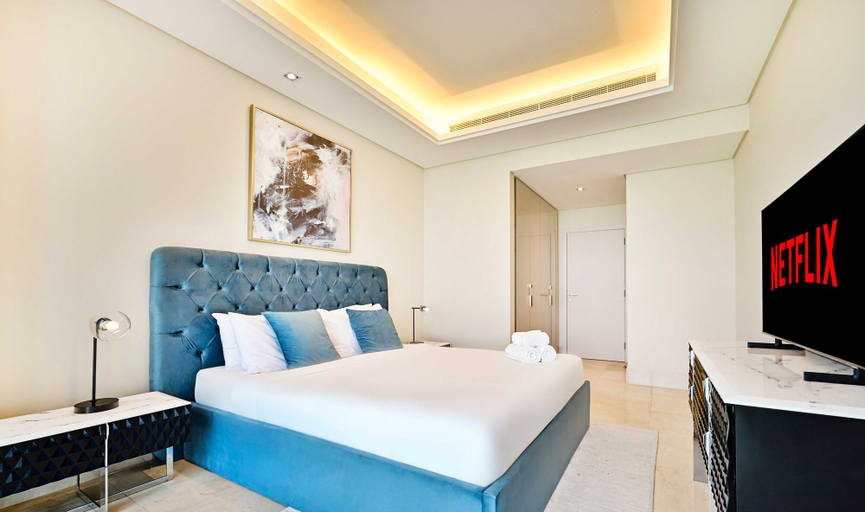 Bedroom 3, LUX The Elegant Palm Beach Suite, Dubai
