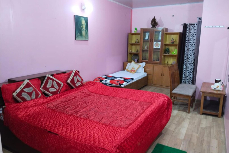 Bedroom, Goroomgo Sai Sadan Cottage Near Lake View Nainital & Naina Devi Temple , Nainital