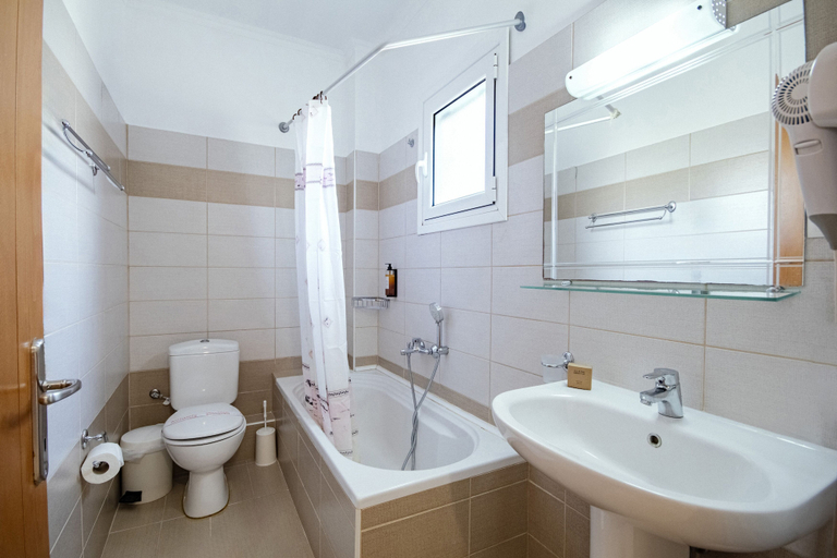 Bathroom 5, Robolla Beach Aparthotel, Ionian Islands