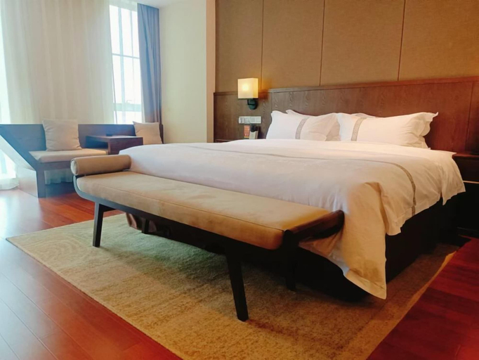 Bedroom 3, Landison Rong Garden Hotel, Taizhou