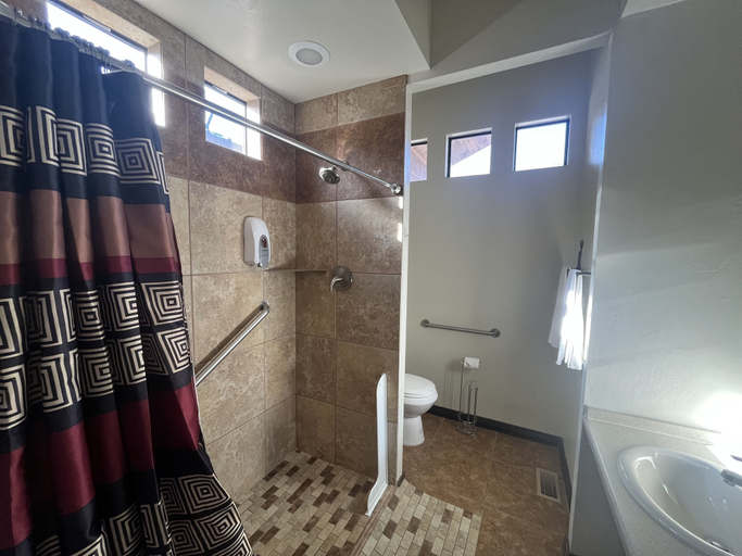 Bathroom 3, River's Edge Resort at Heber Valley, Wasatch