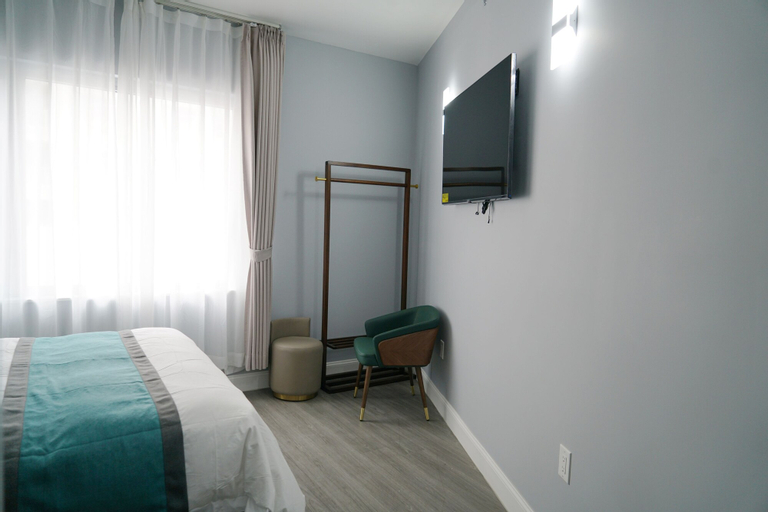 Bedroom 2, Starlight Hotel, New York