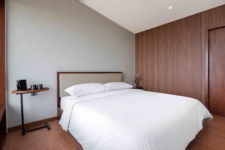 Bedroom 12