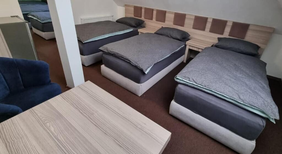 Bedroom 4, Hotel Linda, Recklinghausen