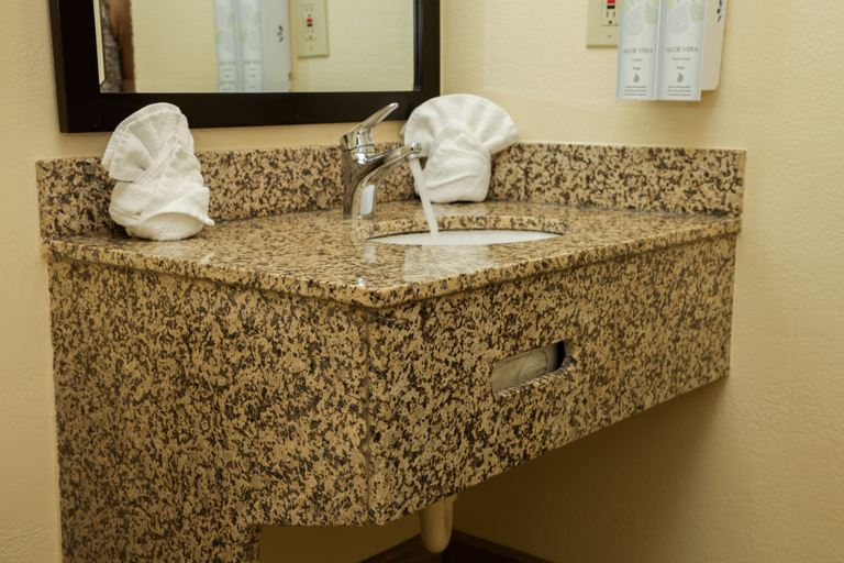 Bathroom 5, Silver Surf Motel, San Luis Obispo