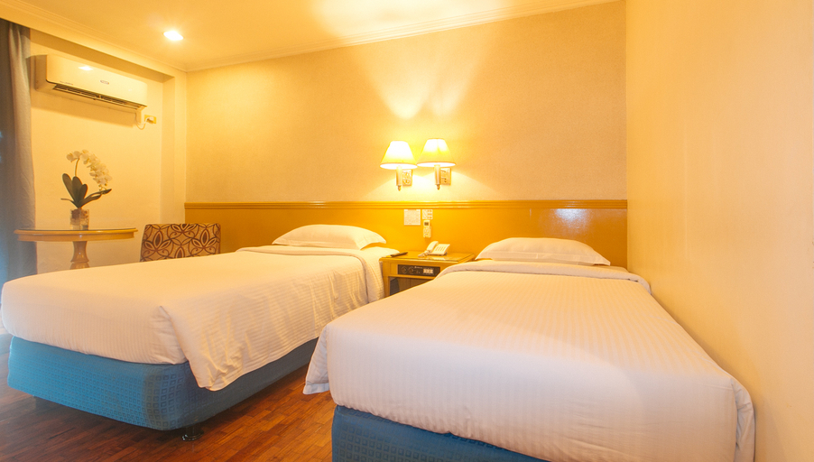 Bedroom 5, Aloha Hotel Roxas Boulevard Manila, Manila City
