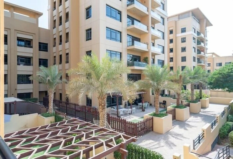 Exterior & Views, Vogue - Spacious 3BHK Greens & Views, Dubai