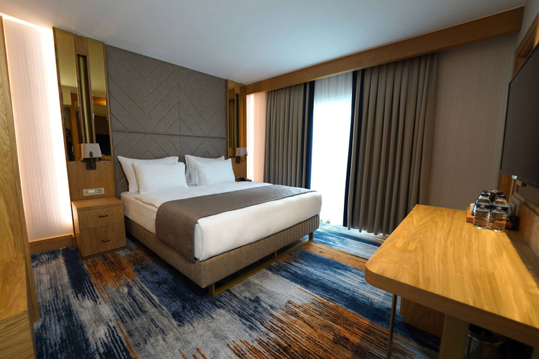 Bedroom 4, Days Inn By Wyndham Istanbul Bomonti, Şişli