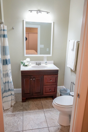Bathroom 2, Unit A, Jackson