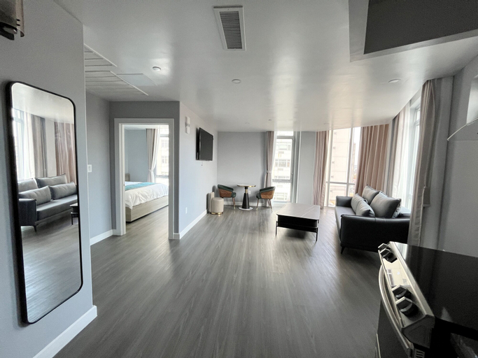 Others 4, Starlight Hotel, New York