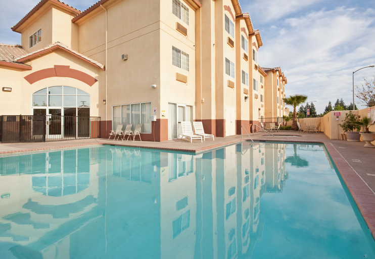 Sport & Beauty 4, Holiday Inn Express MADERA-YOSEMITE PK AREA by IHG, Madera