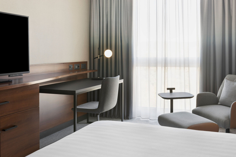Bedroom 30