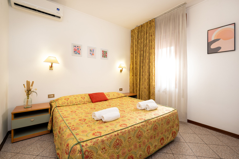 Bedroom 4, CAMELIA ROOMS VENICE GUESTHOUSE, Venezia