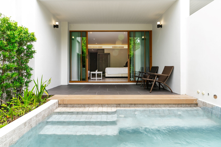 Swimming Pool 6
