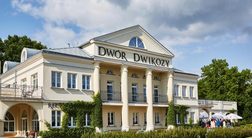 Exterior & Views 1, Dwor Dwikozy, Sandomierz