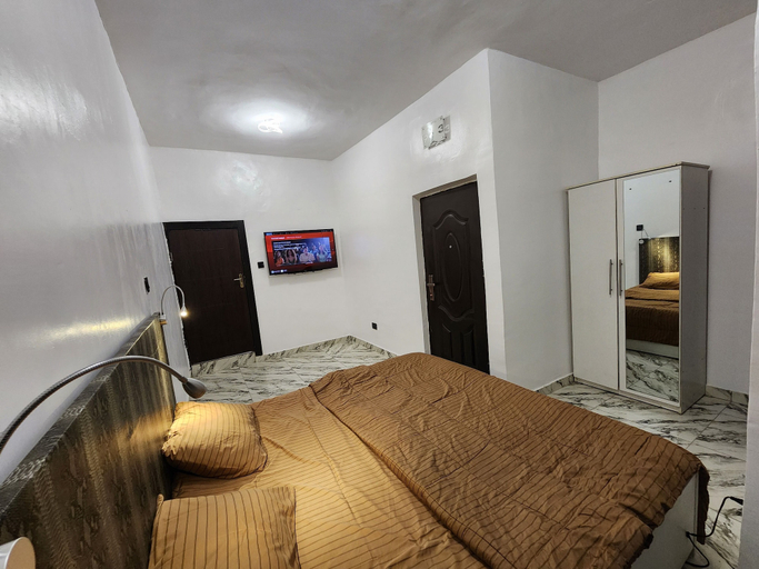 Bedroom 2, The Milton Apartment, Kosofe