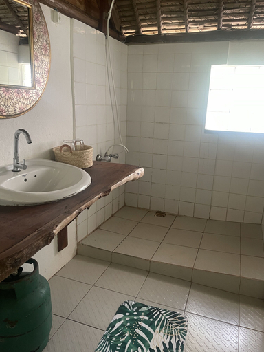 Bathroom 4, Aurora Lodge, Analanjirofo