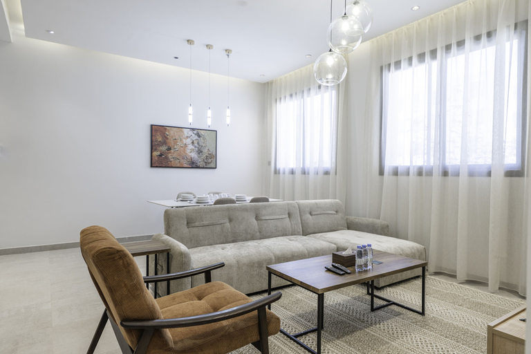 Others 5, Mabaat - Al Malqa - 538, Riyadh