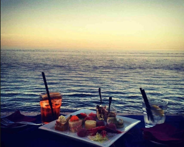 Food & Drinks 5, isola bianca, Palermo