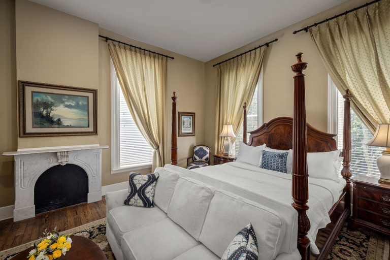 Bedroom 2, Hamilton-Turner Inn, Chatham