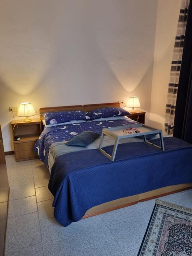 Bedroom 2, Room & Breakfast Diana E Ninni, Parma