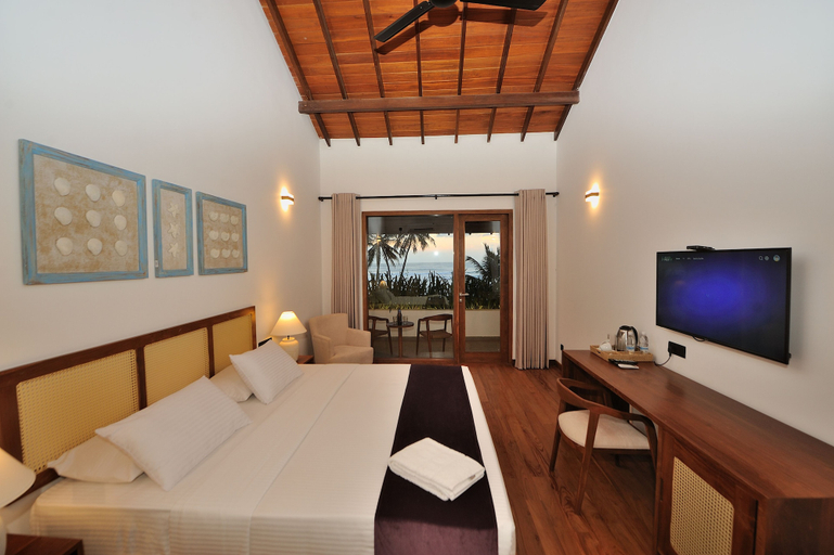 Bedroom 2, Tantalize Beach, Hikkaduwa