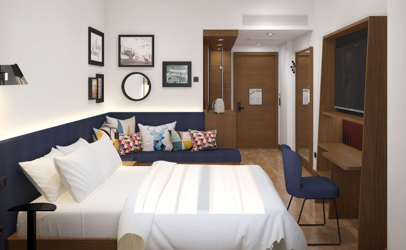 Bedroom 3, Hampton by Hilton Istanbul Airport, Arnavutkoy, Arnavutkoy