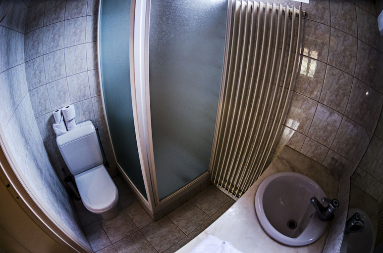 Bathroom 5, La vieille Lanterne, Bruxelles