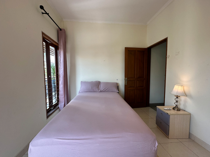 Bedroom 4, Rumah Tyang Gatsu, Denpasar