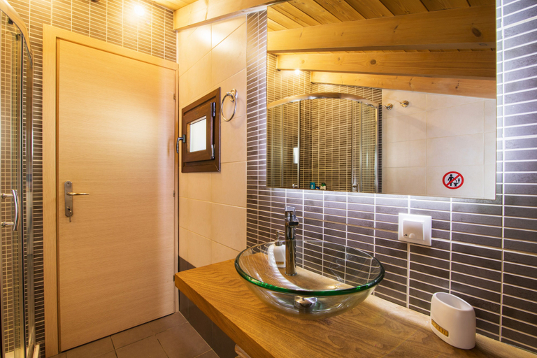 Bathroom 4, Blue sky loft by Corfuescapes, Ionian Islands