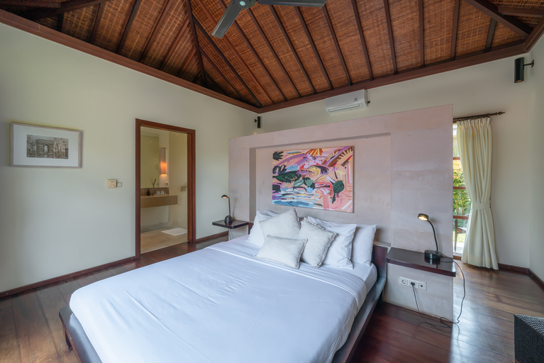 Bedroom 3, Villa Claudia - Homey & Spacious 3BR Villa Next to Seminyak, Badung