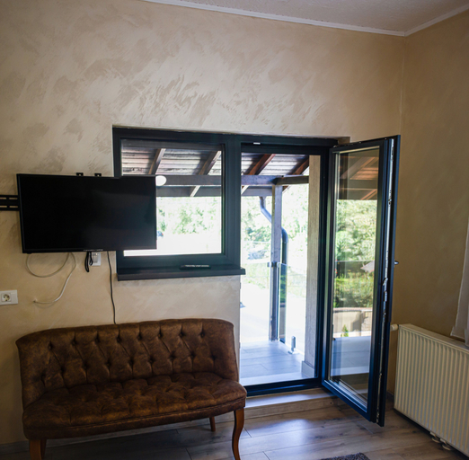 Others 4, Casa Braneana, Bran