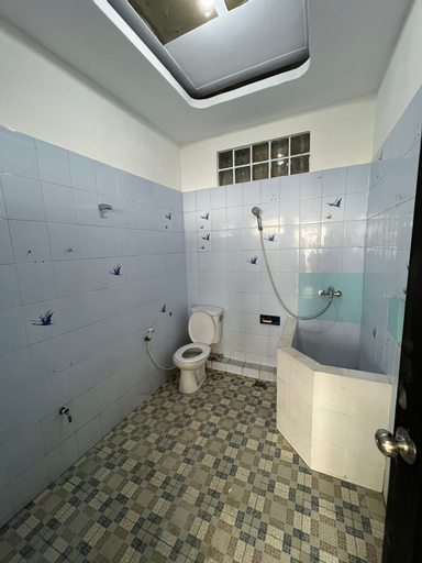 Bedroom 5, White House Malioboro, Yogyakarta