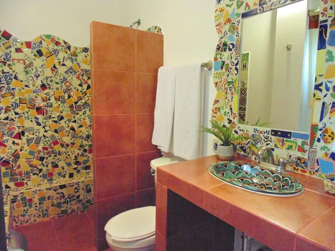 Bathroom 3, Suites Portal San Ángel, Mexico City