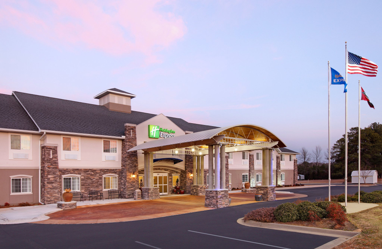 Exterior & Views 2, Holiday Inn Express MONTICELLO by IHG, Drew