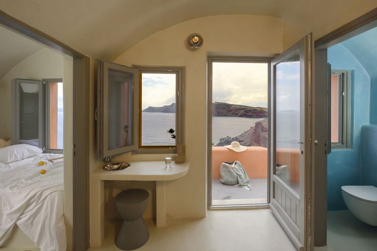 Bathroom 3, Oia Waves by SV, South Aegean