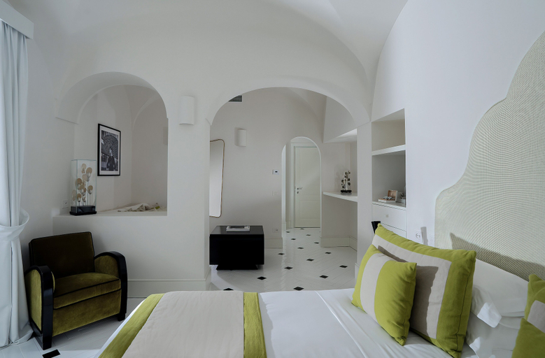 Bedroom 3, Hotel Miramalfi, Salerno