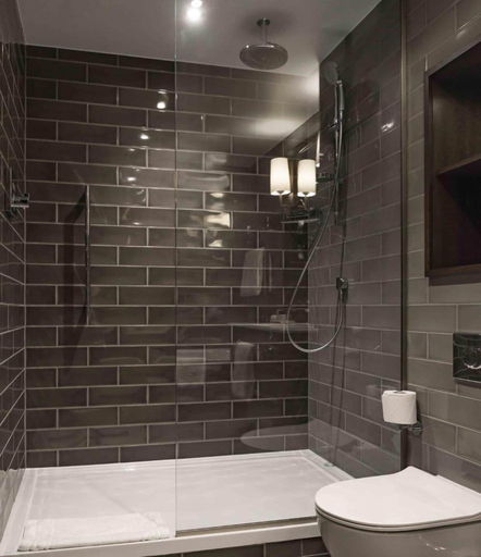 Bathroom 4, Dakota Glasgow, Glasgow