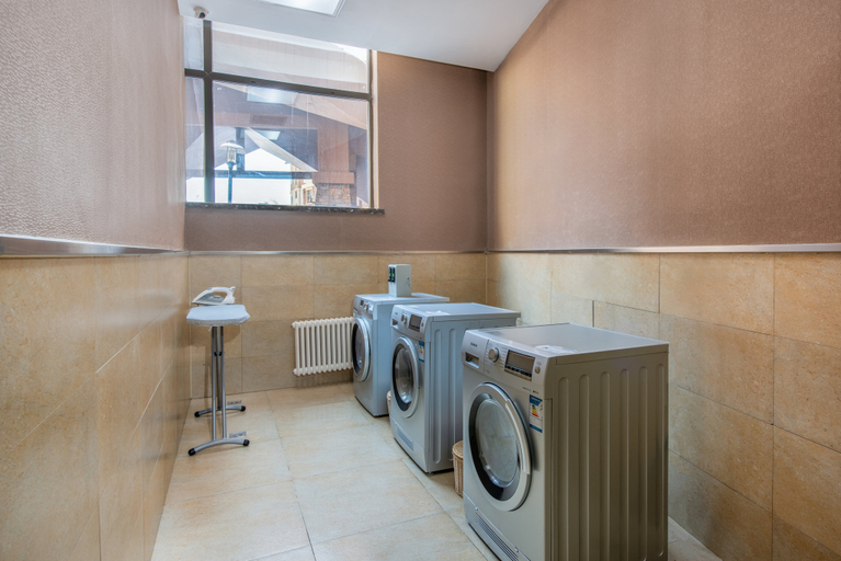 Bathroom 2, Holiday Inn Express CHANGBAISHAN by IHG, Baishan