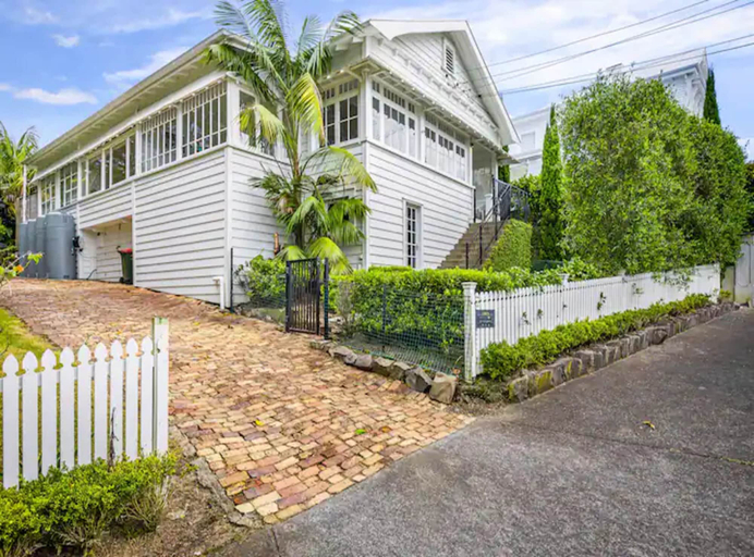 Exterior & Views, Sunny Two-Bedroom Villa, Waitakere