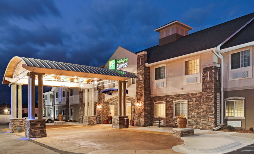 Exterior & Views 2, Holiday Inn Express MONTICELLO by IHG, Drew