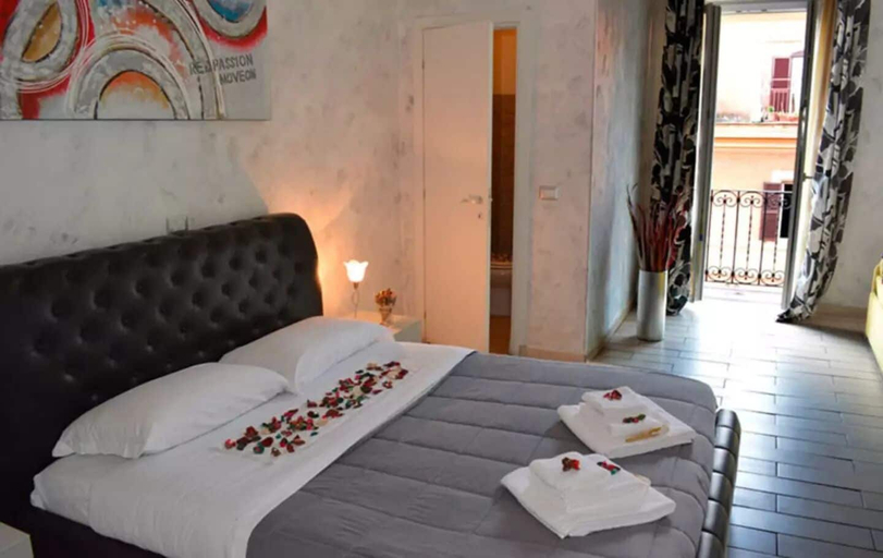 Bedroom 2, Vatican Sky Rooms, Rome