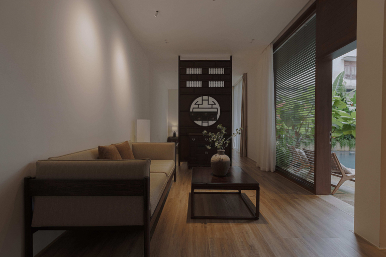 Others 5, Nhan Stay, Huế