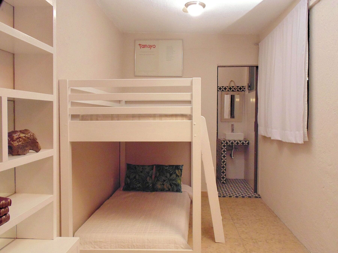 Bedroom 2, Suites Viveros de Coyoacan, Mexico City