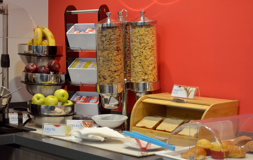 Food & Drinks 5, Holiday Inn Express PACHUCA by IHG, San Agustín Tlaxiaca
