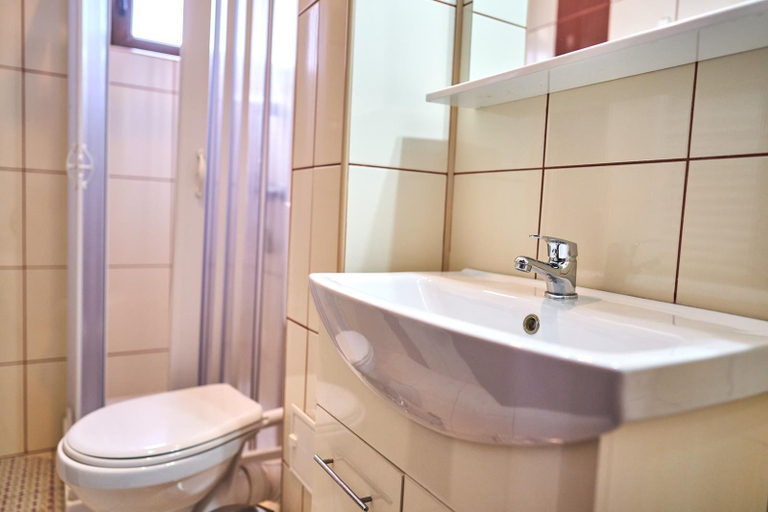 Bathroom, Hotel Alma, Constanta