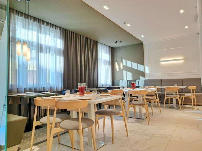 Food & Drinks 4, Hotel Domus Collis, Győr