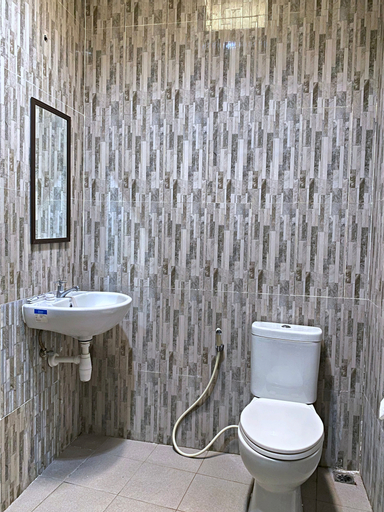 Bathroom 2