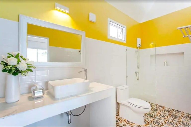Bathroom, One Villa Samaesarn, Pattaya