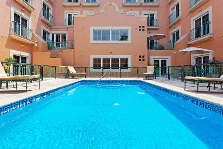 Sport & Beauty 5, Holiday Inn Express MONTERREY GALERIAS-SN JERONIMO by IHG, Monterrey